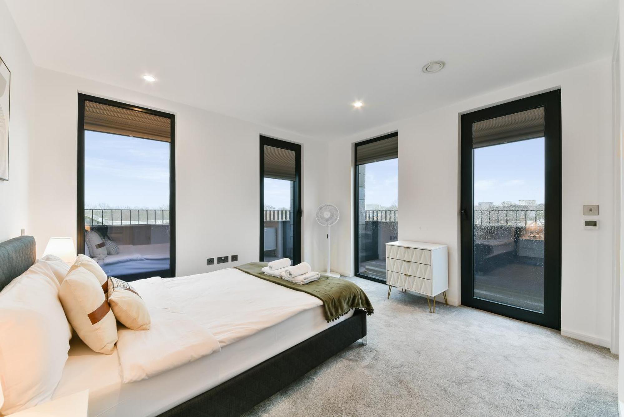The Vale - Luxury * Londra